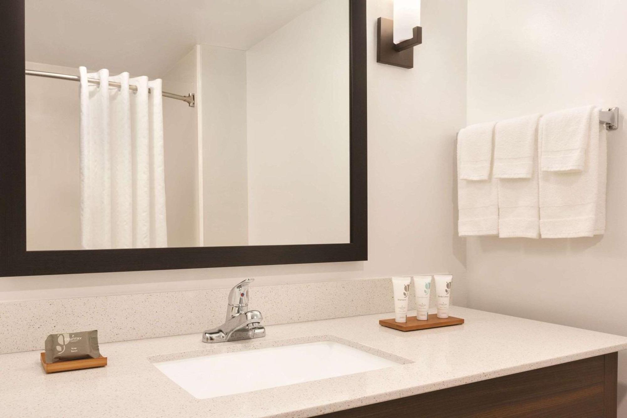 Country Inn & Suites By Radisson, Madison Southwest, Wi Fitchburg Εξωτερικό φωτογραφία